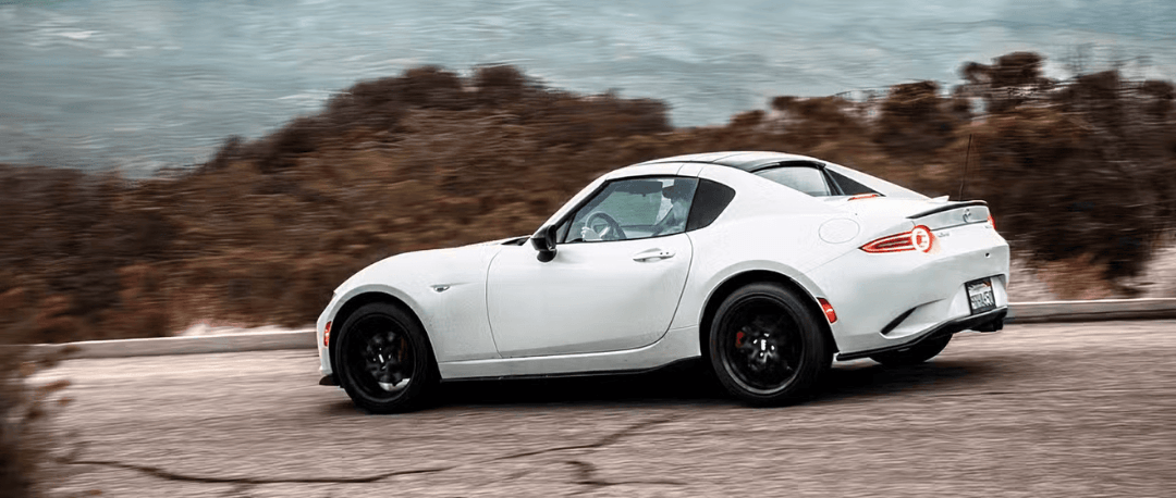 مستقبل مازدا MX-5: التمسك بمحركات البنزين والكهرباء تلوح بالأفق